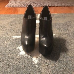 Steve Madden Platform Booties - Black Leather